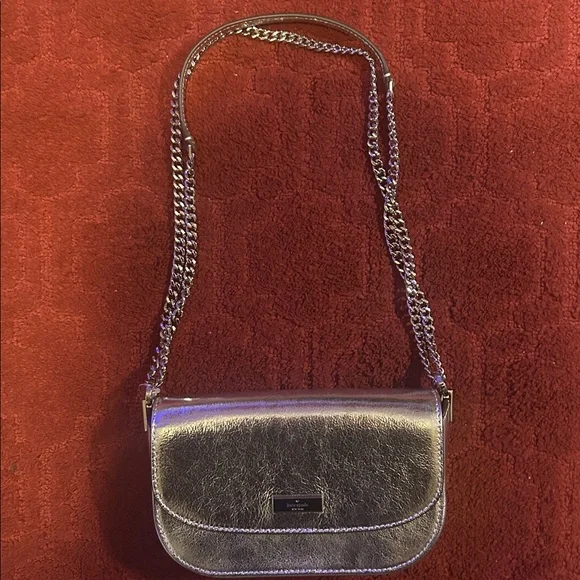 🩶BRAND NEW WITH TAGS🩶Kate Spade Metallic Silver Shoulder Bag - Picture 2 of 16